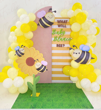 Load image into Gallery viewer, What Will Baby Bee?