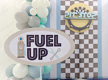 Load image into Gallery viewer, Pit Stop 3D Vintage Car